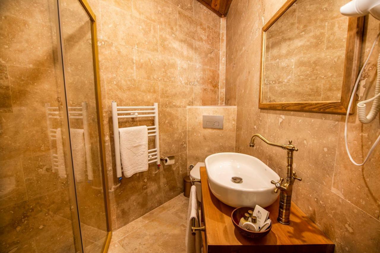 Ikarus Cappadocia Hotel Uchisar Exterior foto