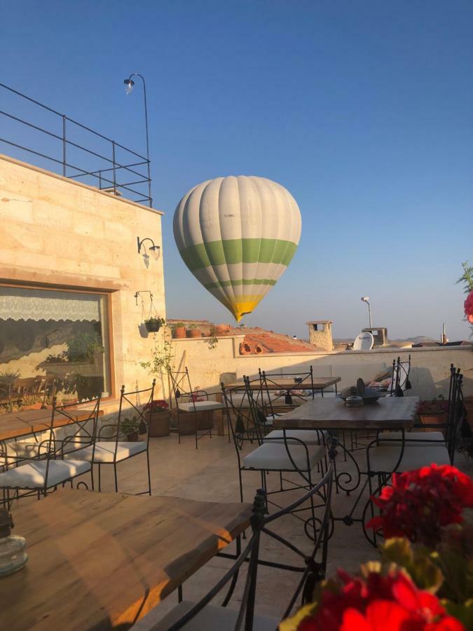Ikarus Cappadocia Hotel Uchisar Exterior foto
